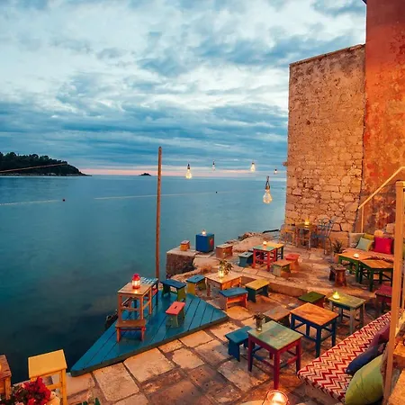 Apartment Mediterraneo Rovinj Exterior photo