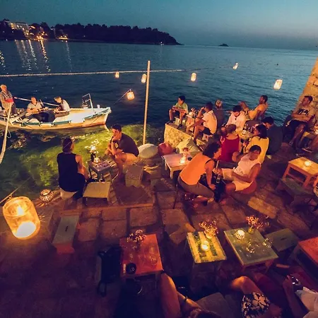 Apartment Mediterraneo Rovinj Exterior photo