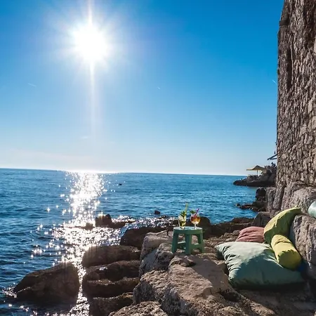 Apartment Mediterraneo Rovinj Exterior photo